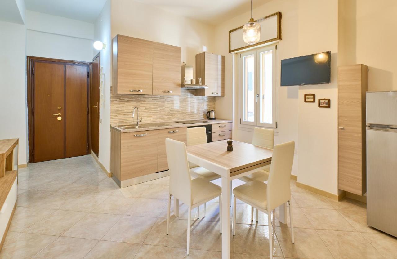 House Repubblica Apartment Каляри Екстериор снимка